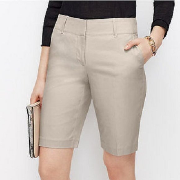 ANN TAYLOR - 6P Khaki Modern Metro Shorts $50 - Picture 1 of 3